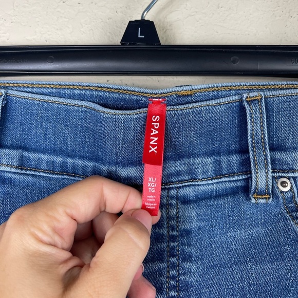 Spanx Wide Leg Front Seam Pull On Jeans Size XL - Picture 2 of 8